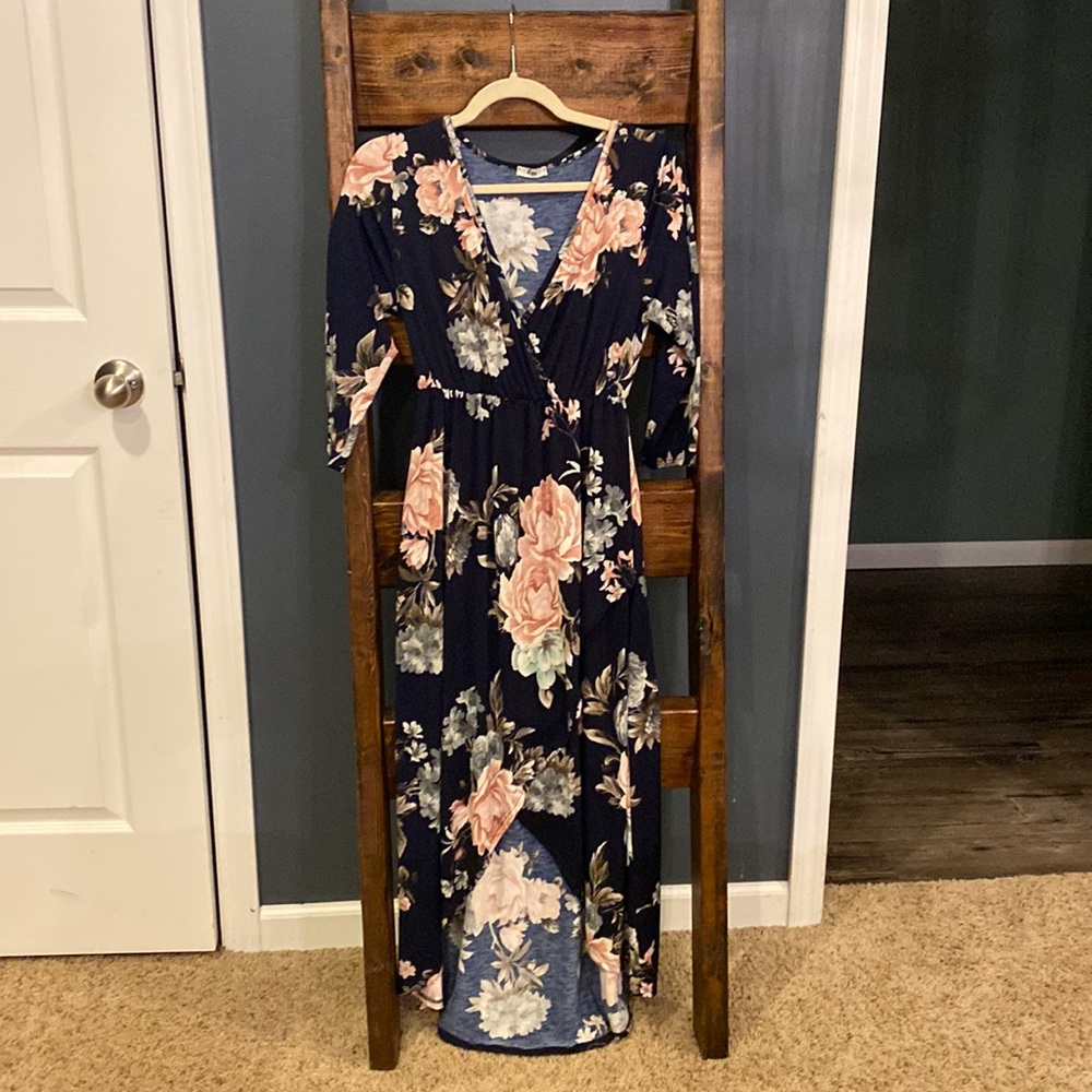 Egy high low floral dress